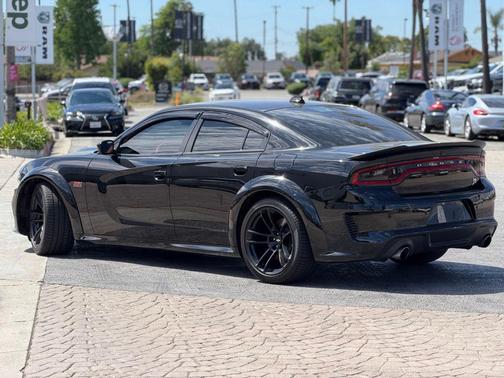 Pitch Black Clearcoat 2023 Dodge Charger R/T Scat Pack