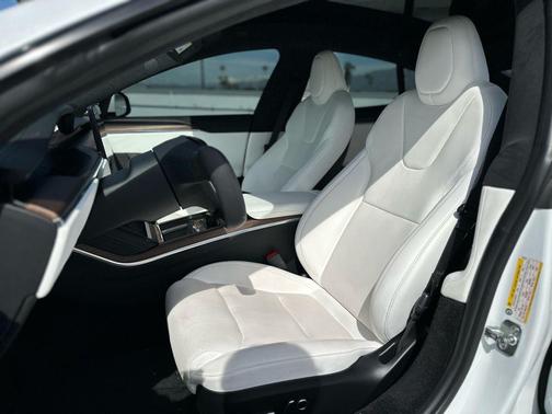 2021 Tesla Model S Long Range