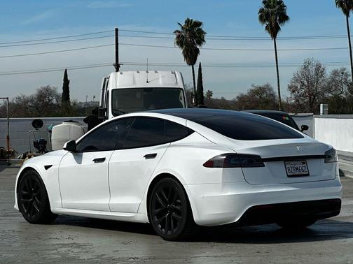 2021 Tesla Model S Long Range