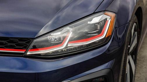 2018 Volkswagen Golf GTI 2.0T S 4-Door