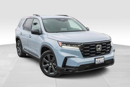 Sonic Gray Pearl 2025 Honda Pilot Sport