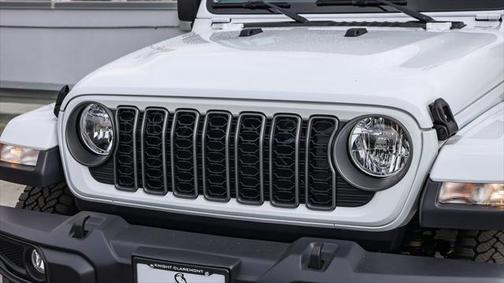 2025 Jeep Gladiator Nighthawk
