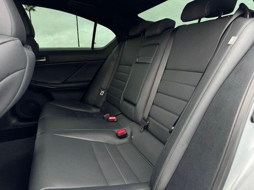 2022 Lexus IS 350 Base