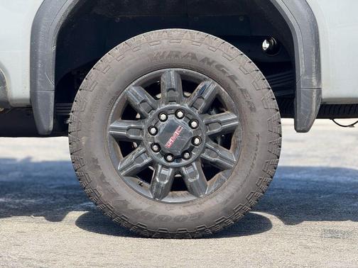 2024 GMC Sierra 2500 AT4