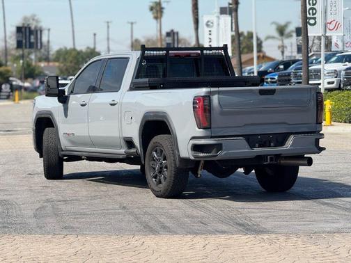 2024 GMC Sierra 2500 AT4