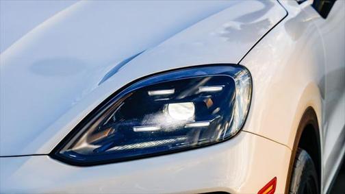 2024 Porsche Cayenne Base