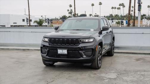 2025 Jeep Grand Cherokee Altitude