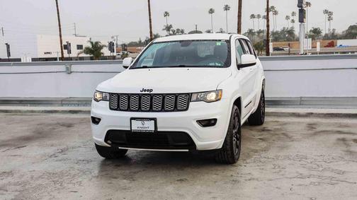 2021 Jeep Grand Cherokee Laredo