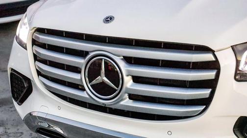 2024 Mercedes-Benz GLS 450 4MATIC