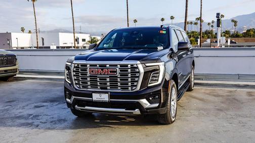 Onyx Black 2025 GMC Yukon XL Denali