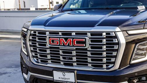 Onyx Black 2025 GMC Yukon XL Denali