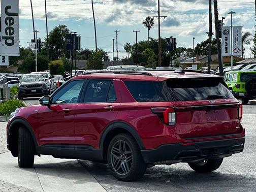 RAPID RED MET TINTED CC 2025 Ford Explorer ST-Line