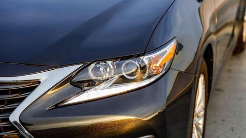 2018 Lexus ES 350 Base