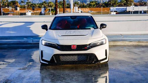 2025 Honda Civic Type R Base (M6)