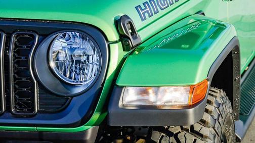 2025 Jeep Gladiator High Tide