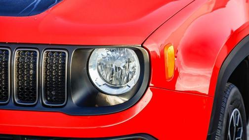 2023 Jeep Renegade Trailhawk