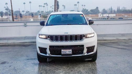 2022 Jeep Grand Cherokee L Laredo