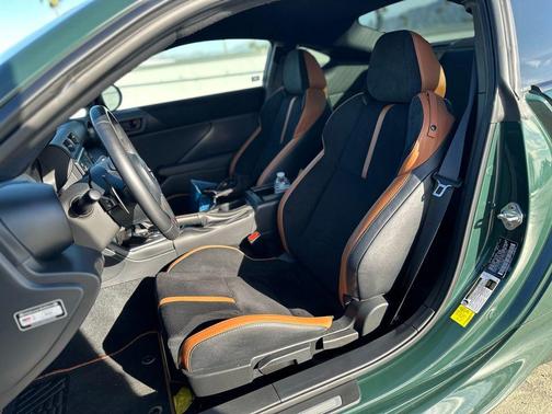 2025 Toyota GR86 Base