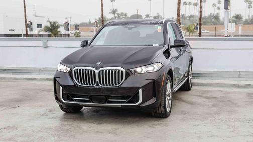 Black Sapphire Metallic 2024 BMW X5 xDrive40i