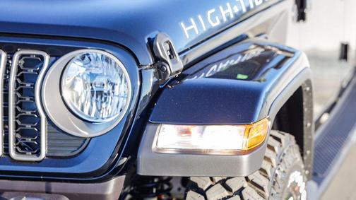 2025 Jeep Gladiator High Tide