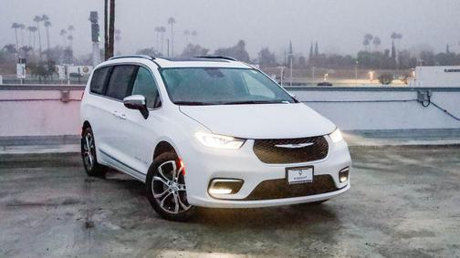 2026 Chrysler Pacifica L