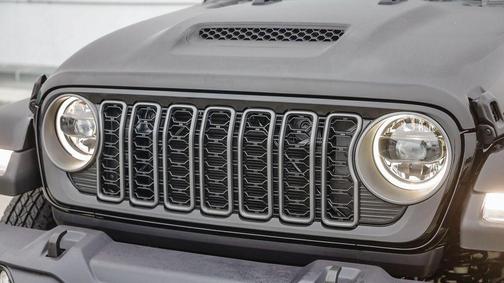 2026 Jeep Gladiator Sport S