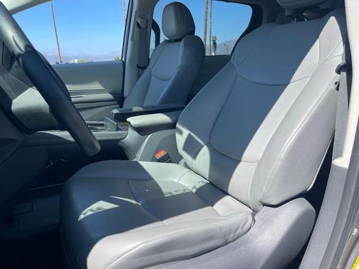2021 Toyota Sienna XLE 7 Passenger