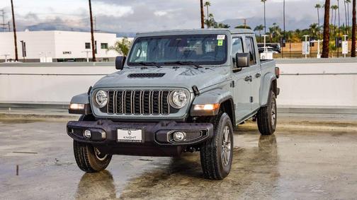 2026 Jeep Gladiator Sport S