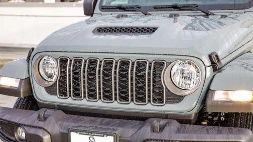 2026 Jeep Gladiator Sport S