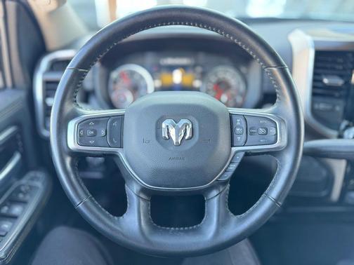 2024 RAM 2500 Laramie Crew Cab 4x4 6'4' Box