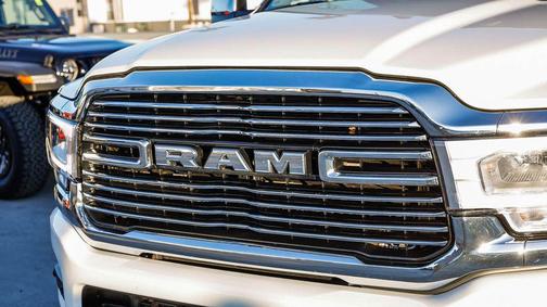 2024 RAM 2500 Laramie Crew Cab 4x4 6'4' Box