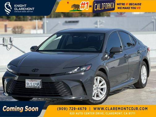 2025 Toyota Camry LE