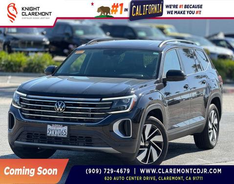 Deep Black Pearl 2024 Volkswagen Atlas 2.0T SE w/Technology 4MOTION