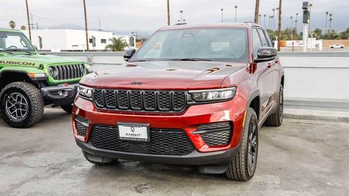 2025 Jeep Grand Cherokee Altitude