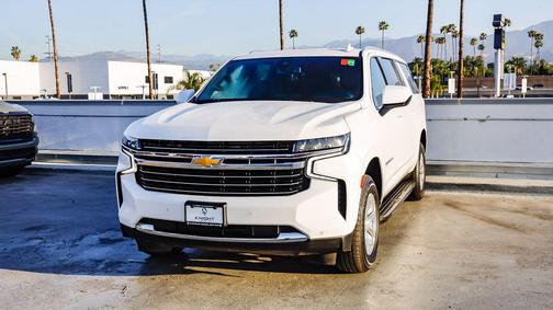 Summit White 2022 Chevrolet Suburban LT