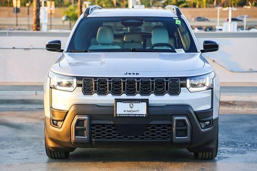 2026 Jeep Cherokee Laredo 4x4