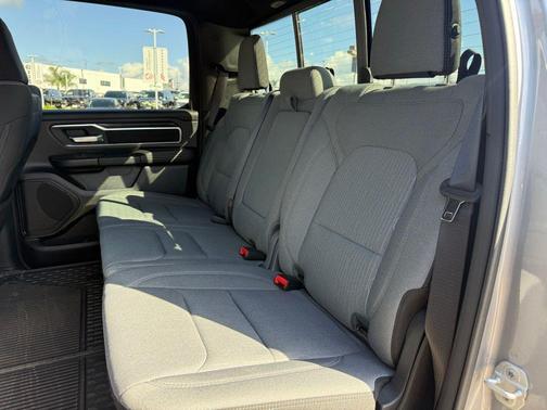 Billet Silver Metallic Clearcoat 2023 RAM 1500 Big Horn/Lone Star