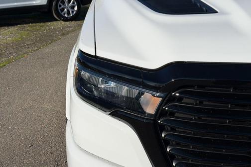 Bright White Clearcoat 2026 RAM 1500 Laramie