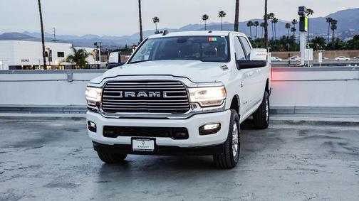 Bright White Clearcoat 2024 RAM 2500 Laramie Crew Cab 4x4 6'4' Box