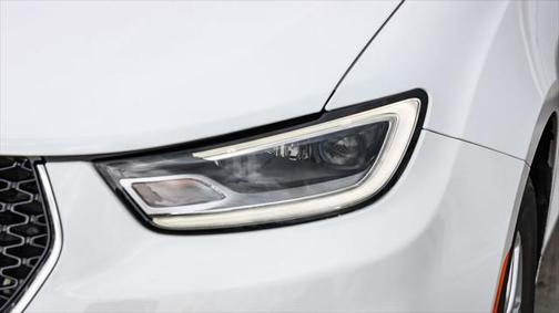 2023 Chrysler Pacifica Touring