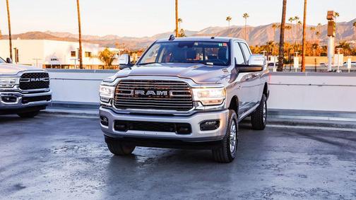 2024 RAM 2500 Laramie Crew Cab 4x4 6'4' Box