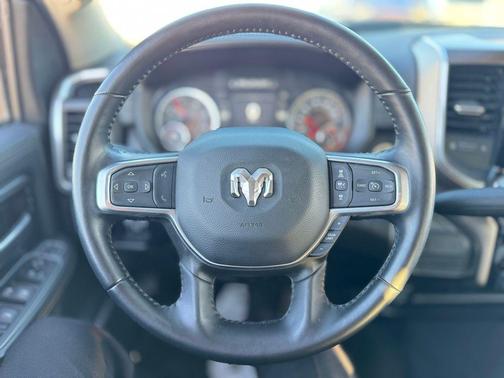 2024 RAM 2500 Laramie Crew Cab 4x4 6'4' Box