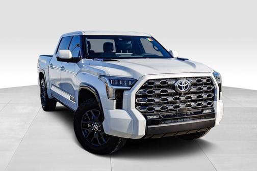 2023 Toyota Tundra Hybrid Platinum