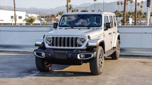 2024 Jeep Wrangler 4-Door Sahara 4x4