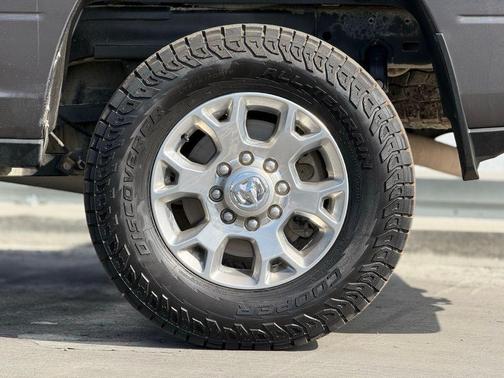 2024 RAM 2500 Laramie Crew Cab 4x4 6'4' Box