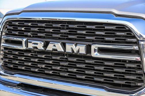 2022 RAM 2500 Big Horn Crew Cab 4x4 6'4' Box