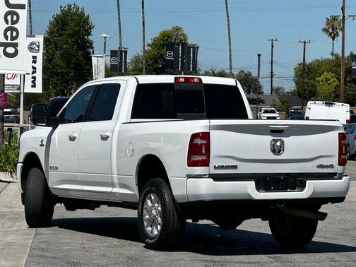 Bright White Clearcoat 2024 RAM 2500 Laramie Crew Cab 4x4 6'4' Box