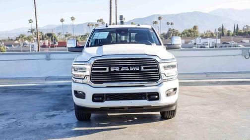 Bright White Clearcoat 2024 RAM 2500 Laramie Crew Cab 4x4 6'4' Box