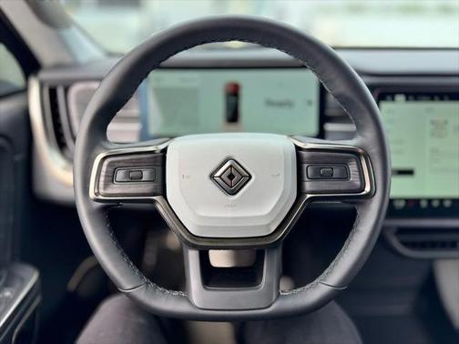 2023 Rivian R1S Adventure
