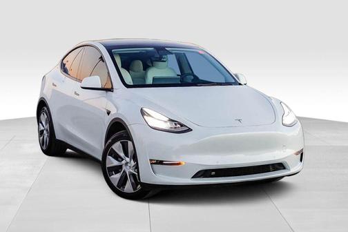 2022 Tesla Model Y Long Range Dual Motor All-Wheel Drive